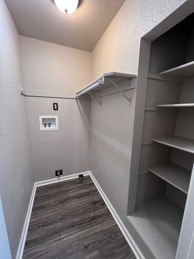 Photo - 2820 East St Unidad B