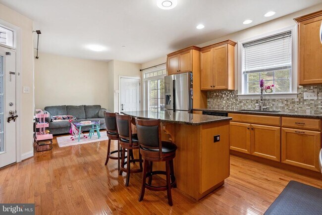 Photo - 133 Shilling Ave