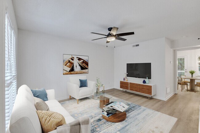 Photo - 104-106 N Franklin St Unit 106 N Franklin St