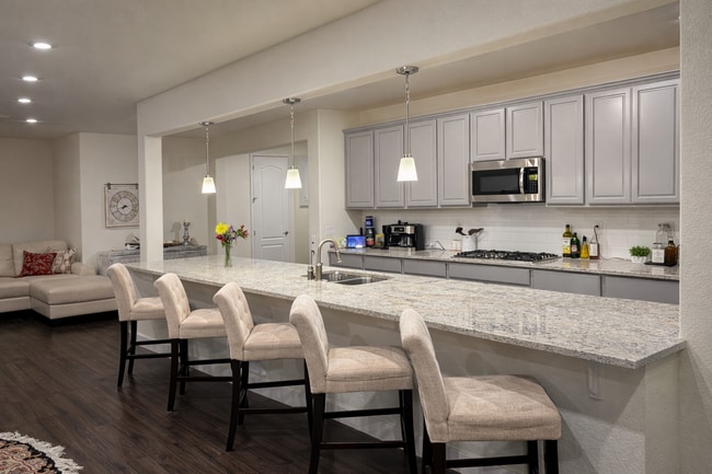 Photo - 6971 Hyland Hills St