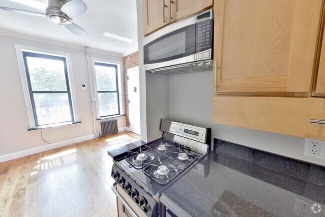 Building Photo - 179 Essex St Rental