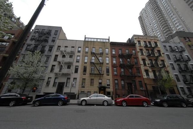 Photo - 328 E 74th St Unit SI ID1031973P