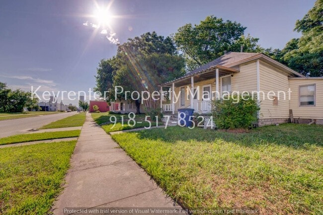 1625 E 4th St Unit 1625