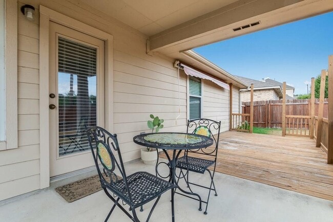 Photo - 1261 Rainbow Parke Dr