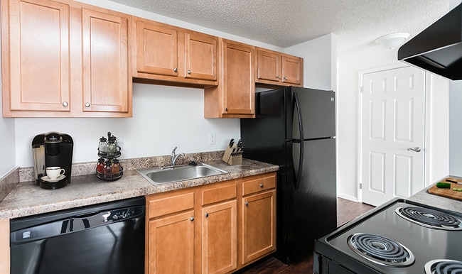 Hilton Village Apartment Homes
