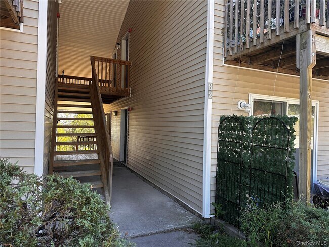 Photo - 82 High St Unit 2