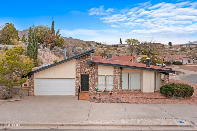 Photo - 8201 Big Bend Dr