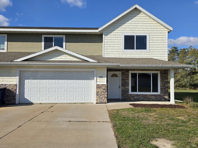 Photo - 2996 Icecap Rd