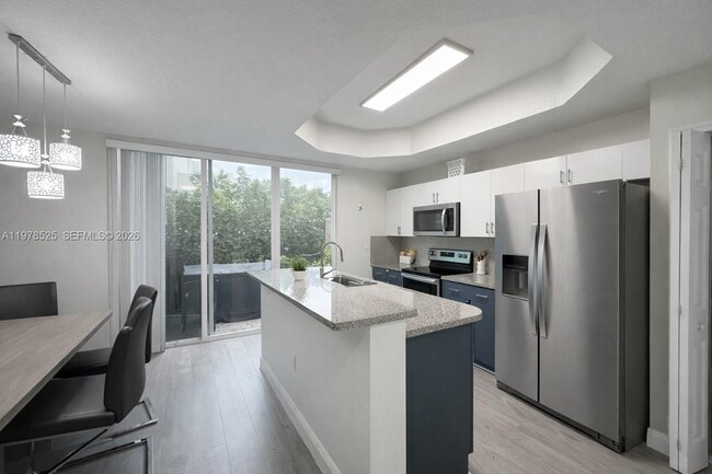 Photo - 10557 SW 6th St Unit 1306