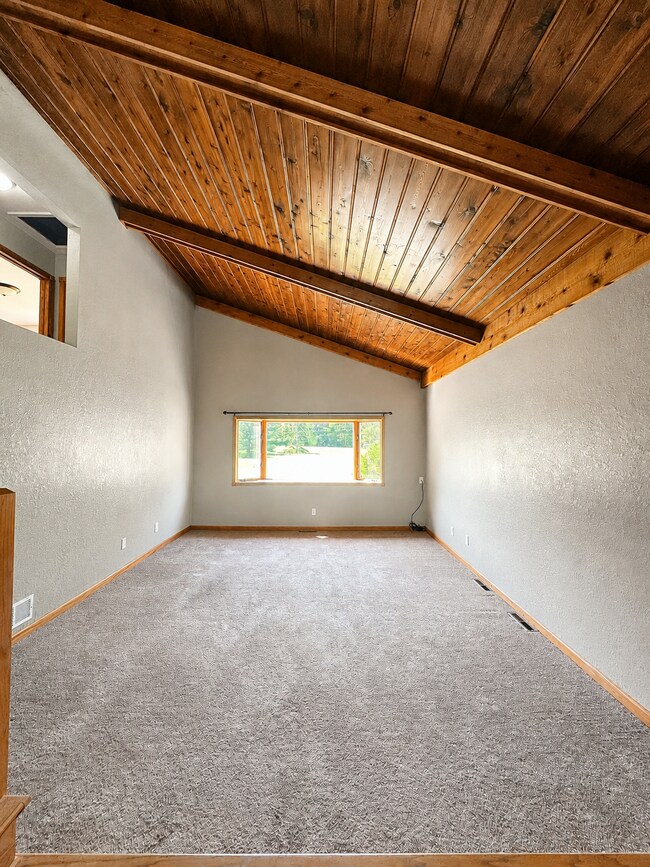 Photo - 11770 Dellwood Rd N