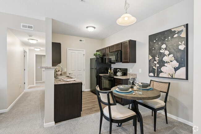 2BR, 2BA - 960SF - Kitchen
