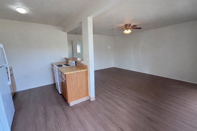 Photo - Gazebo Apartments