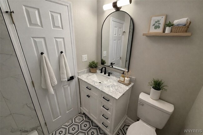 Photo - 307 Grandview Ave