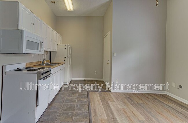 Photo - 5746 Marguerite Dr Unidad C