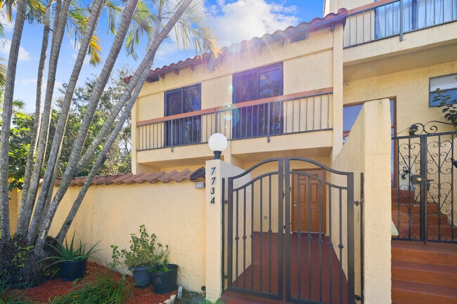 Building Photo - 7734 Balboa St