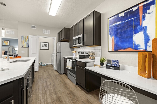 Photo - Art Avenue Apartments