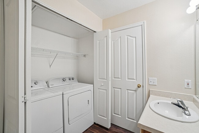Bathroom/Laundry