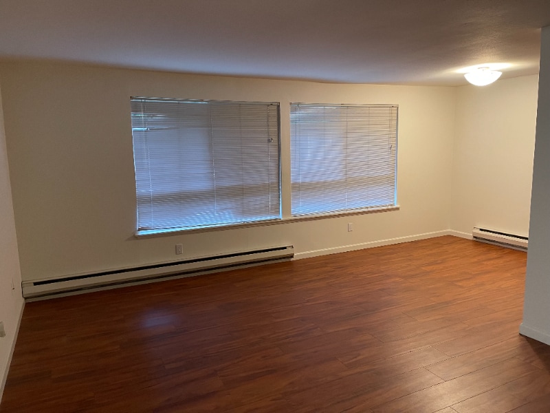 Photo - 9445 Avondale Rd NE
