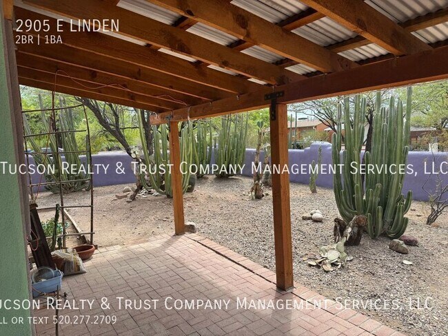 Photo - 2905 E LINDEN-