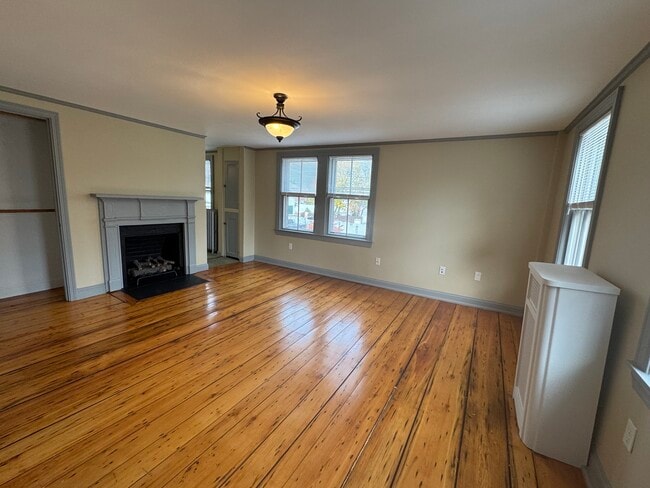 Photo - 38 Park St Unit B