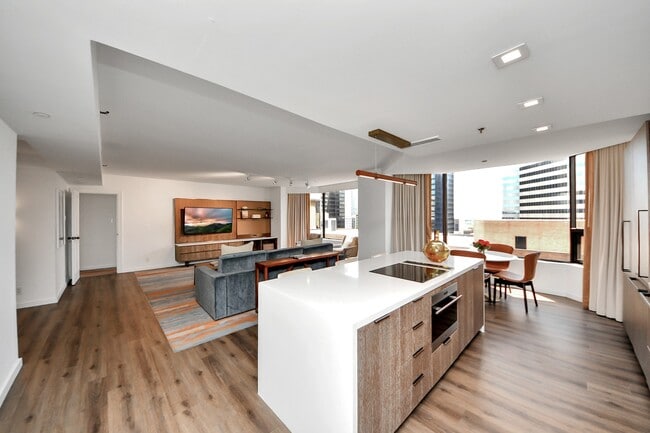 Photo - 1300 Lamar St Unit S3