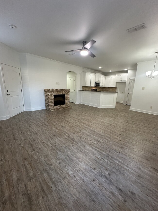 Photo - Beautifully Maintained Duplex - Lease Only