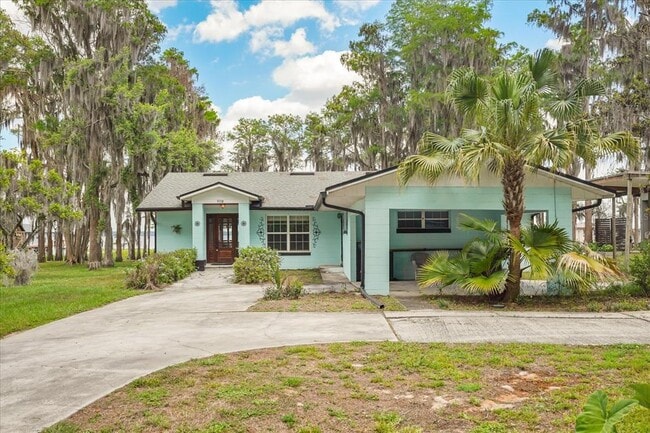Building Photo - 9118 Edgewater Dr