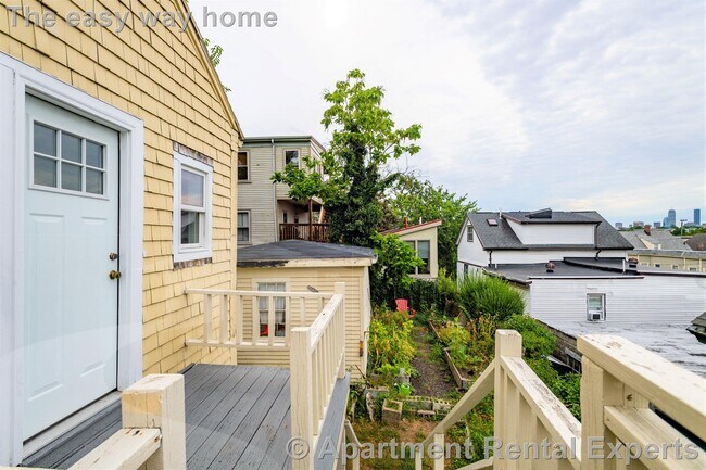 Photo - 58 Atherton St Unidad #1R