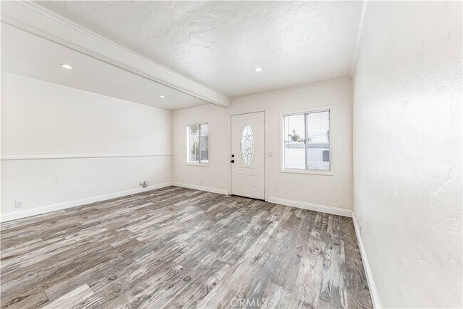 Photo - 923 Alabama St