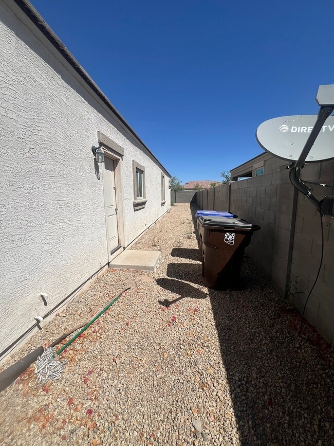 Photo - 42132 W Manderas Ln
