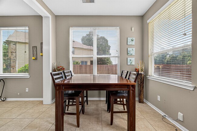 Photo - 110 Cheswood Manor Drive