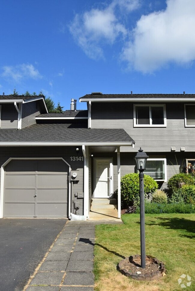 Building Photo - 2Bd/1.5Ba Kirkland Condo