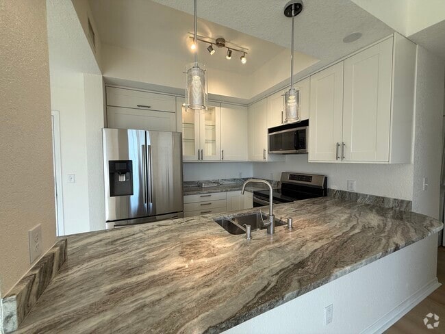 Building Photo - 1064 N Tamiami Trl Unit 1435 Rental