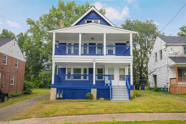 Photo - 9505 Sandusky Ave Unidad Down