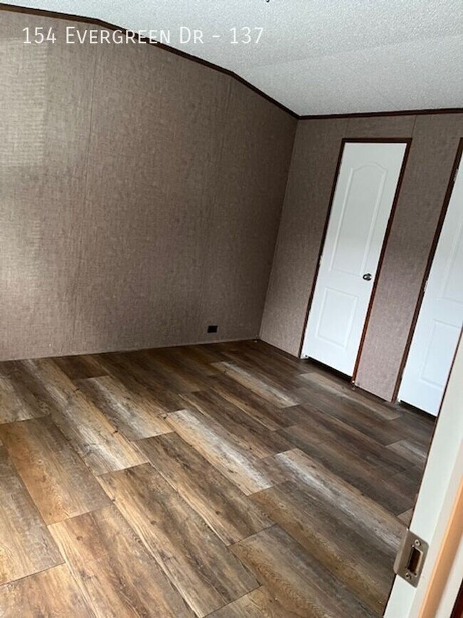 Photo - 154 Evergreen Dr