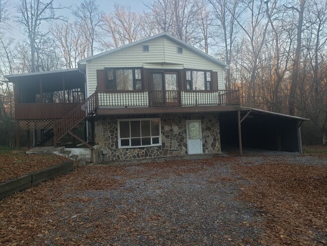 Building Photo - Rustic 1 Bedroom Single Family Home in Elizabethtown!