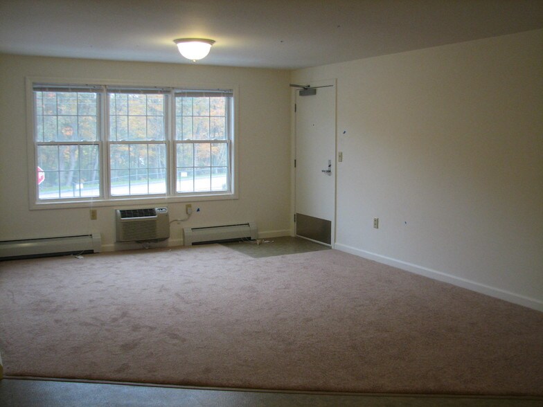 Summitwoods Apartments For Rent in Norwich, CT