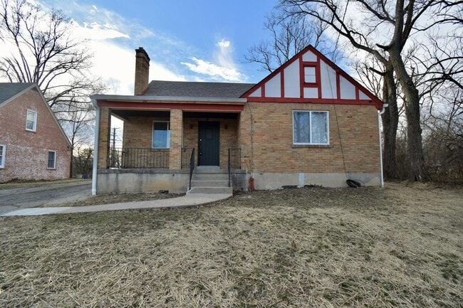 Photo - 5219 Colerain Ave