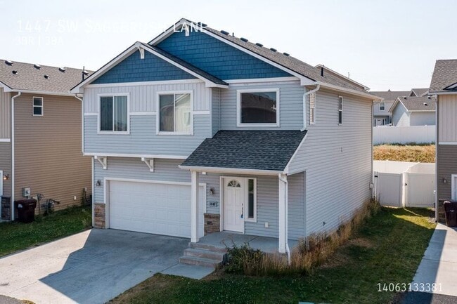 Building Photo - 1447 SW Sagebrush Ln