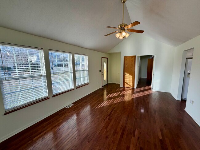 Photo - 571 SE 115th Rd