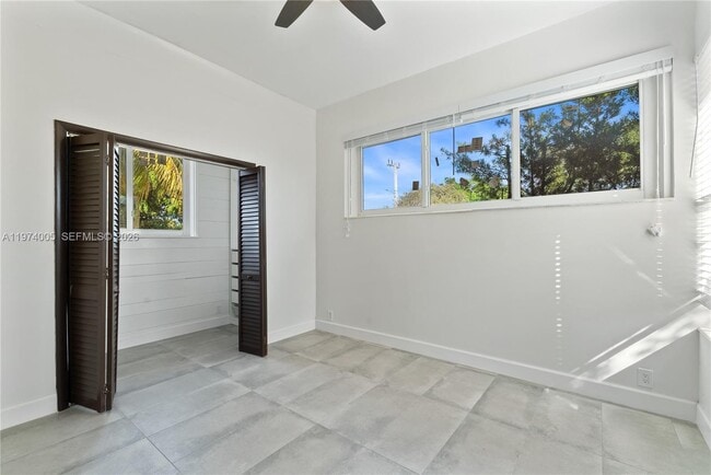 Photo - 2204 McKinley St Unit 2