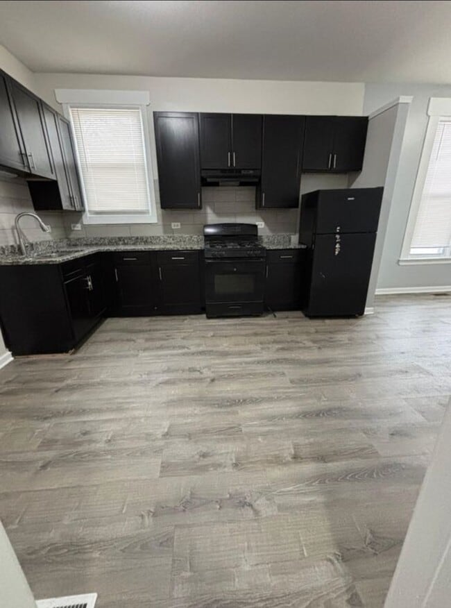 Photo - 6949 S Woodlawn Ave Unit 1