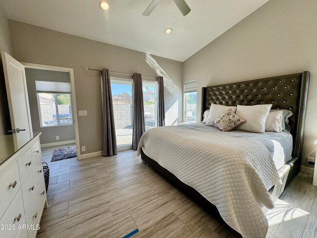 Photo - 8835 W Michelle Dr