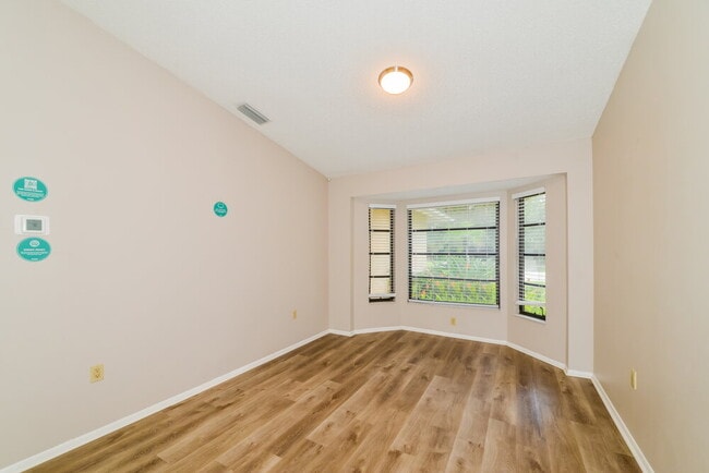 Photo - 5453 Colonial Oaks Blvd