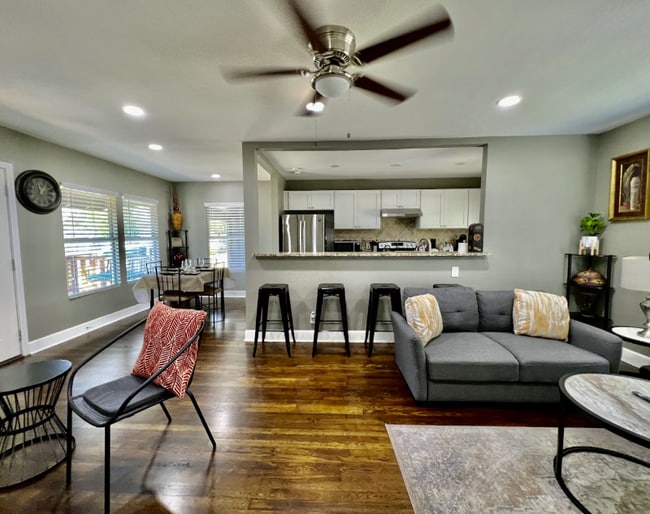 Photo - 2531 W Mulberry Ave