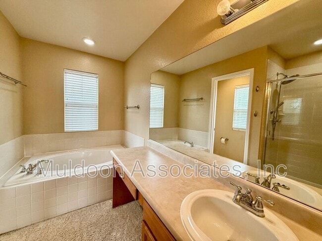 Photo - 2512 Sierra Springs Dr