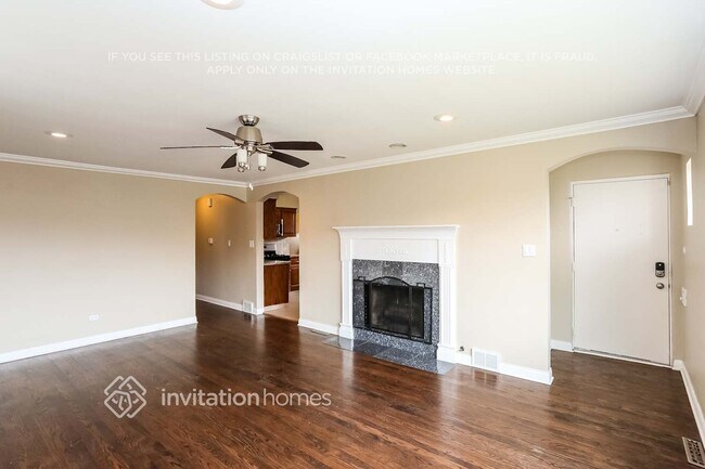 Photo - 2652 Maple St