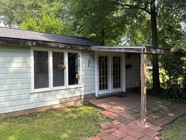 Building Photo - 711 S Manx Alley Unit 711 Manx Ally Apt A