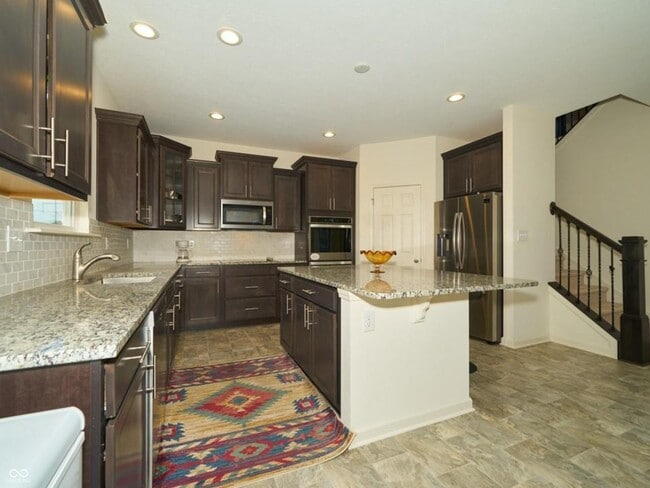 Photo - 8255 Carnegie Ln
