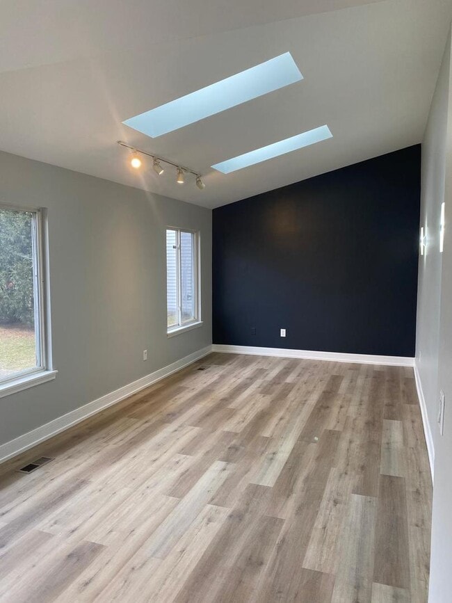 Photo - 21226 Chastworth Ln